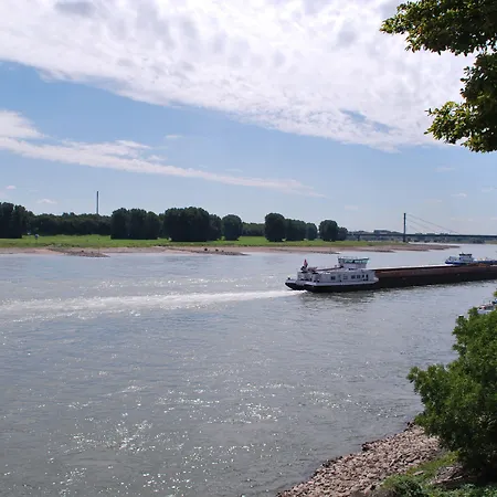 Central Pension Pensión 2*