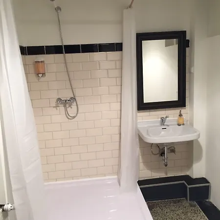 Central Pension Pensión Duisburg