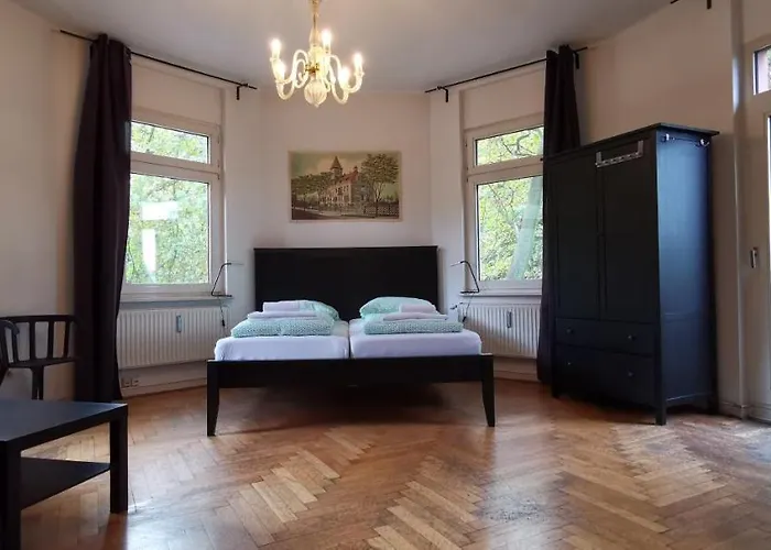 Central Pension 2* Duisburg