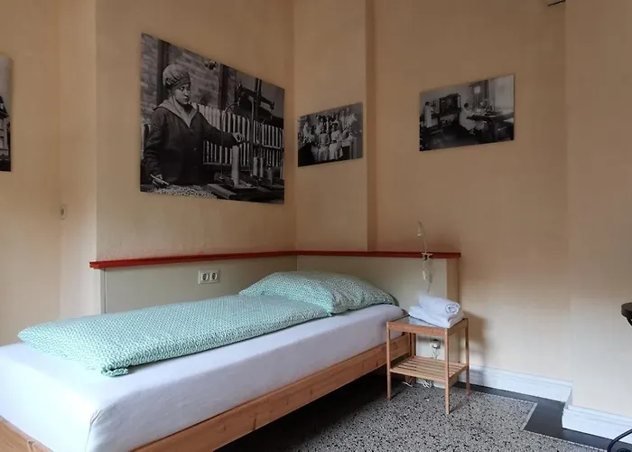 Guest house Central Pension 2*